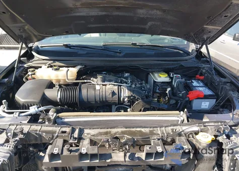 2023 Jeep Wagoneer L Series Iii 4X4 z USA, uszkodzony, nr VIN 1C4SJSDPXPS540771